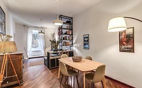 Elegant Two Bedroom Apartment-Colosseum